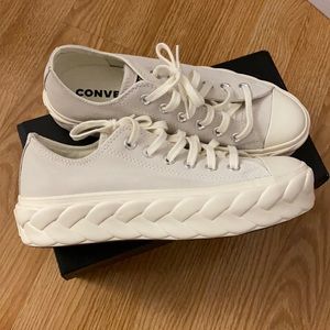 Converse Runway Cable Platform sz 7